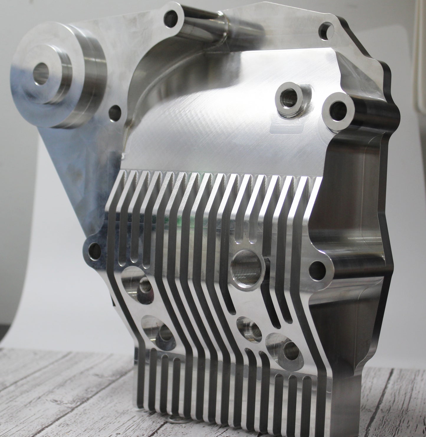 E90/E60 Finned Differential Cover 188L/188K