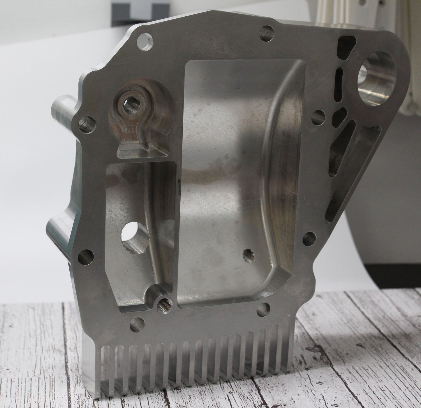 E90/E60 Finned Differential Cover 188L/188K